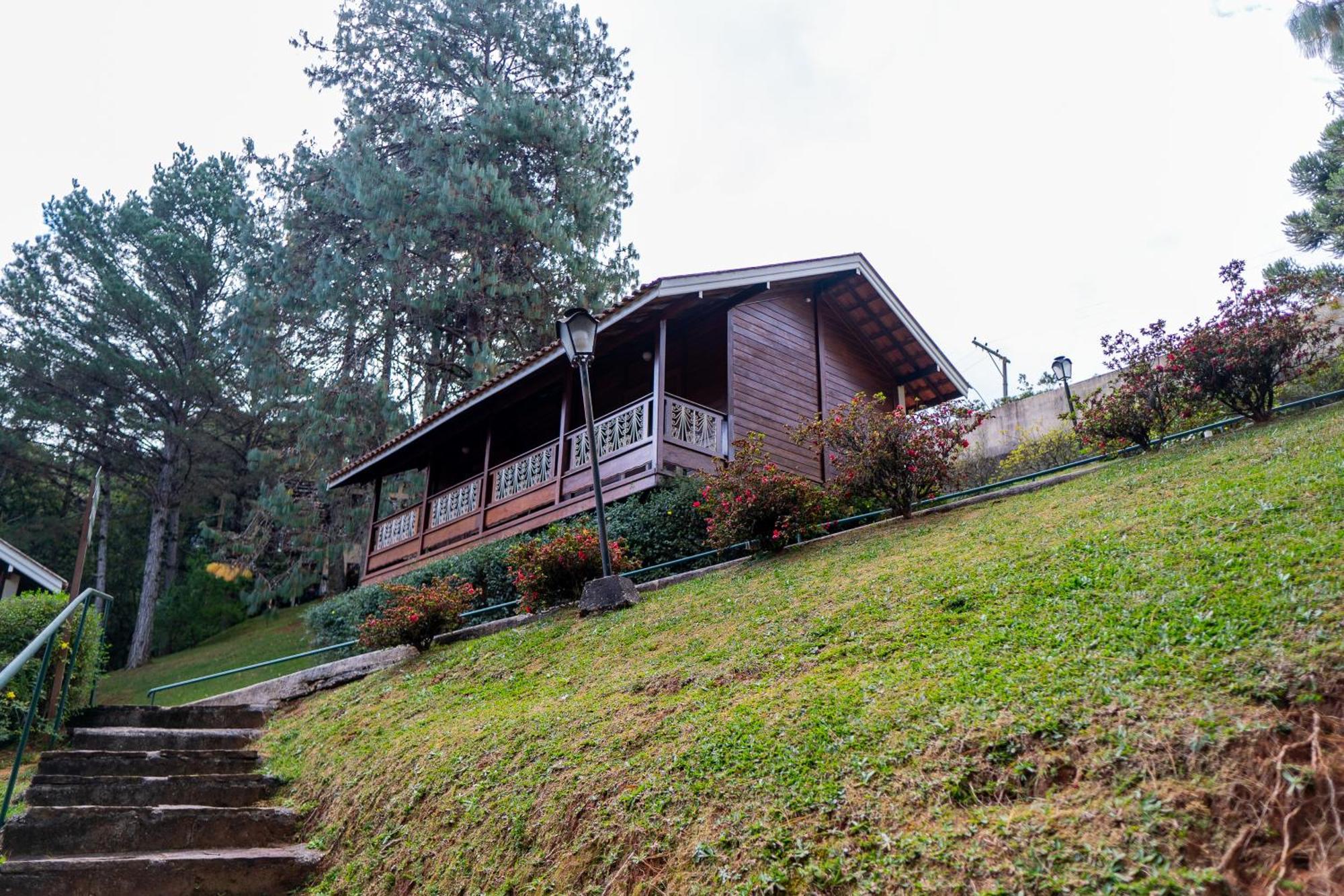 Campos do Jordão Pousada Dos Quatis מראה חיצוני תמונה
